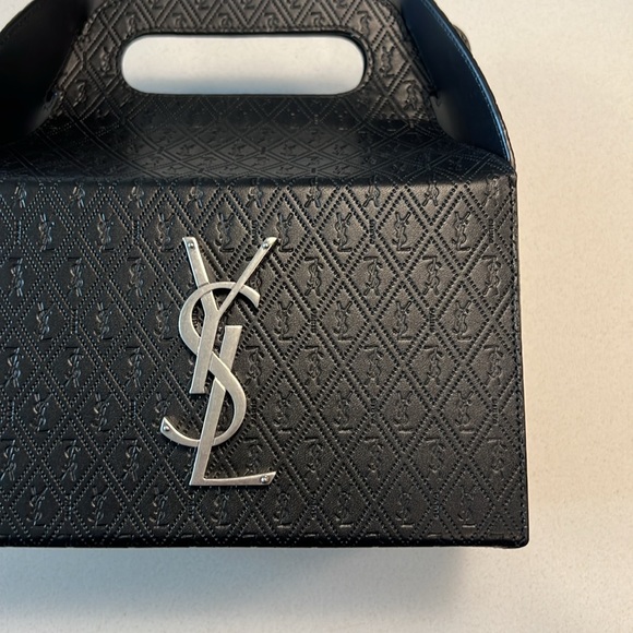 Saint Laurent TAKE-AWAY BOX IN LEATHER - Picture 4 of 17